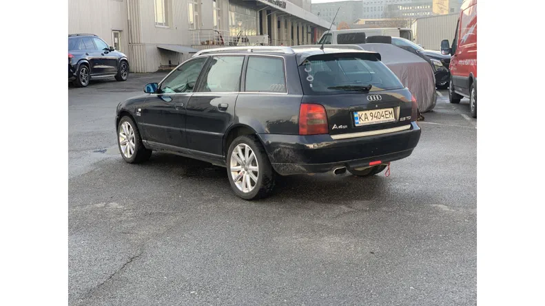 Audi A4 2000 - 9