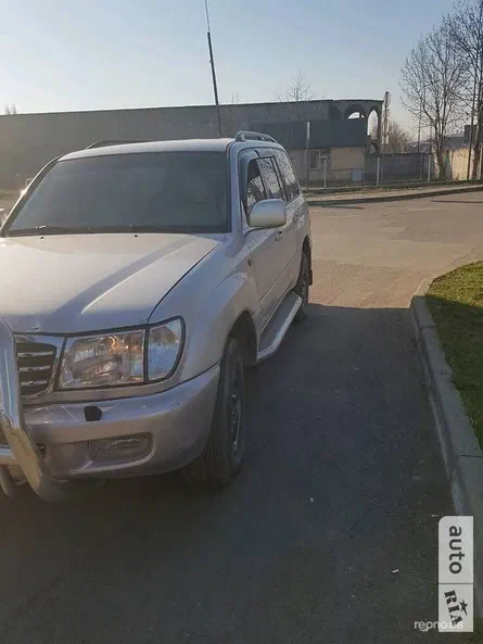 Toyota Land Cruiser 2001