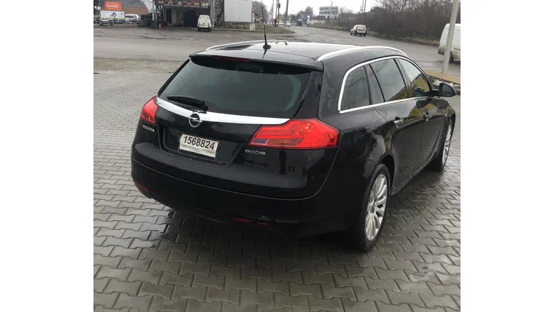 Opel Insignia 2011