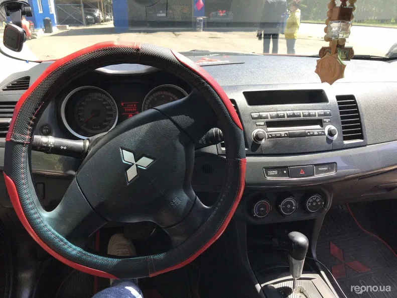 Mitsubishi Lancer 2007 - 10