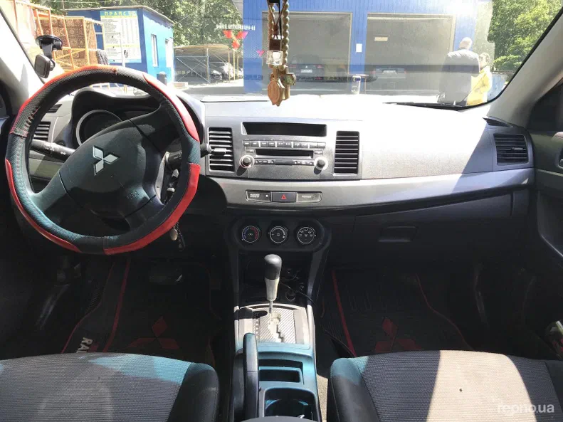 Mitsubishi Lancer 2007 - 9