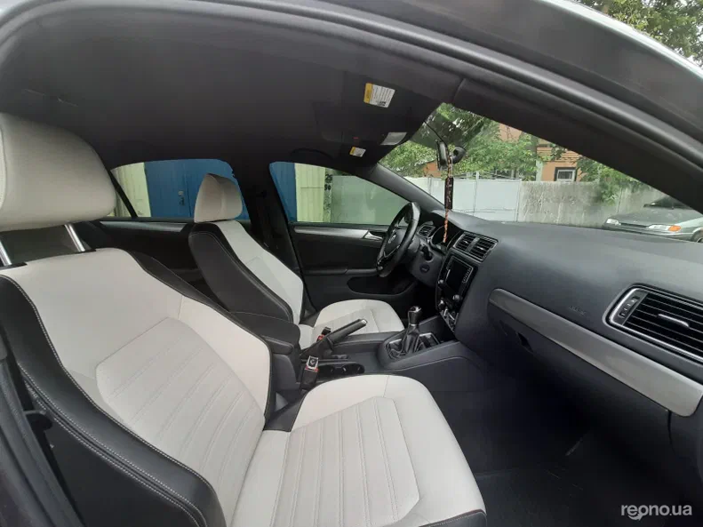 Volkswagen Jetta 2016