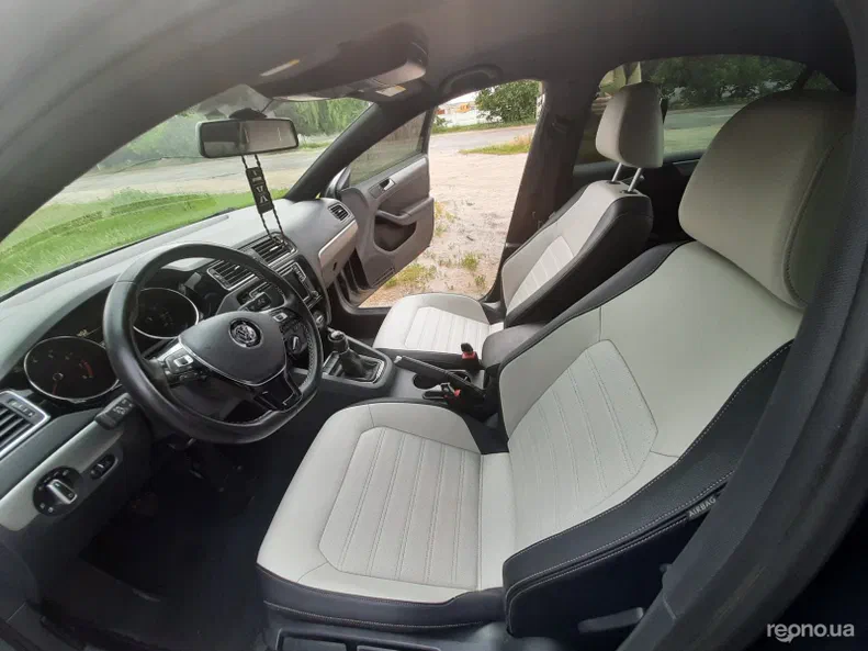 Volkswagen Jetta 2016