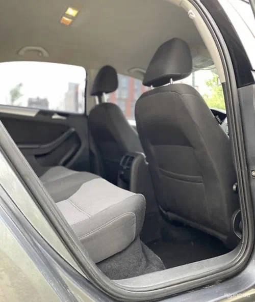 Volkswagen Jetta 2013 - 9