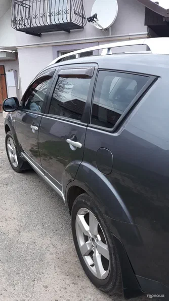 Mitsubishi Outlander 2008