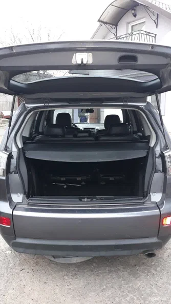 Mitsubishi Outlander 2008