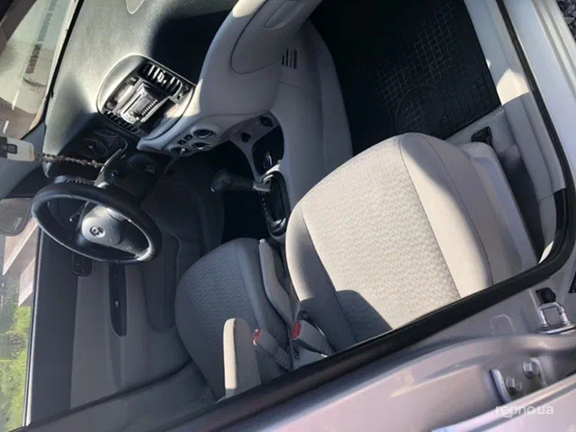 Hyundai Accent 2008 - 8