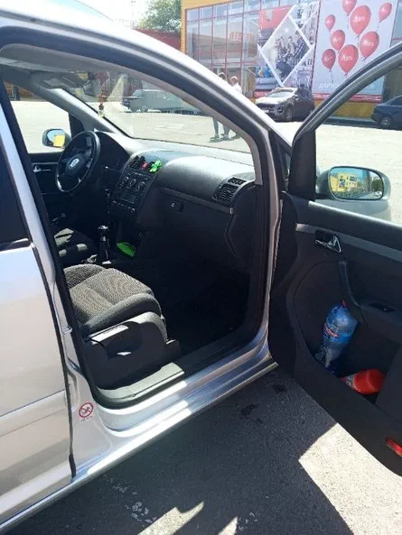 Volkswagen Touran 2003 - 10