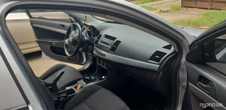 Mitsubishi Lancer 2010