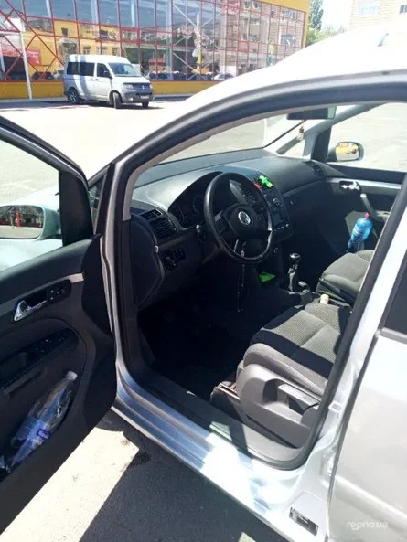 Volkswagen Touran 2003 - 9