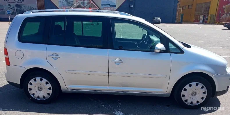 Volkswagen Touran 2003