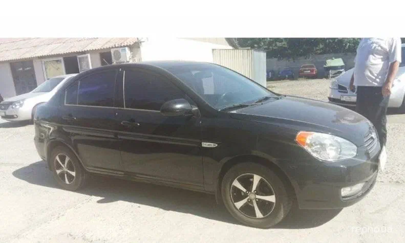 Hyundai Accent 2008 - 3