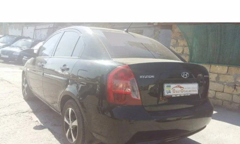 Hyundai Accent 2008 - 9
