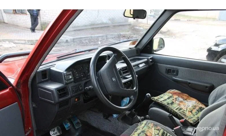 Daihatsu Feroza 1990 - 6