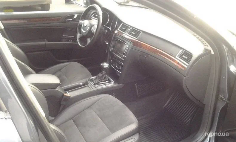 Skoda Superb 2009 - 7