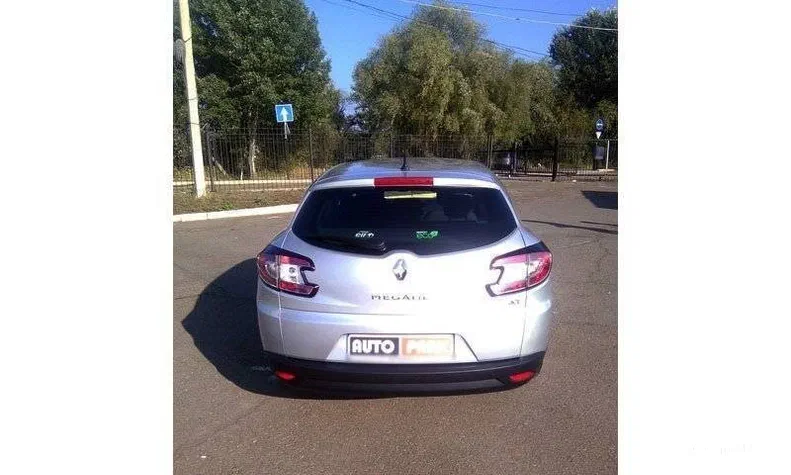 Renault Megane 2011 - 5