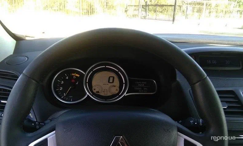 Renault Megane 2011 - 21