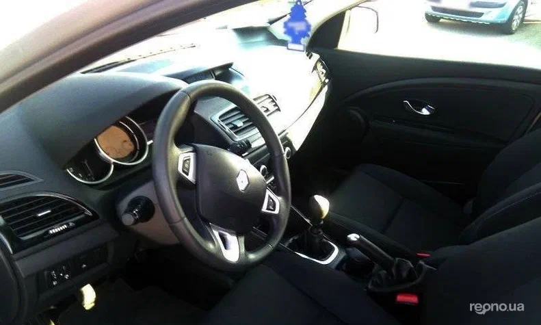 Renault Megane 2011 - 1