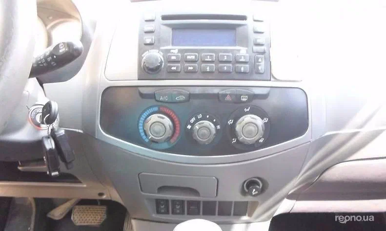 Chery Tiggo (T11) 2008 - 4