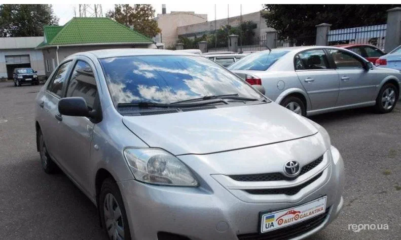 Toyota Yaris 2007 - 10