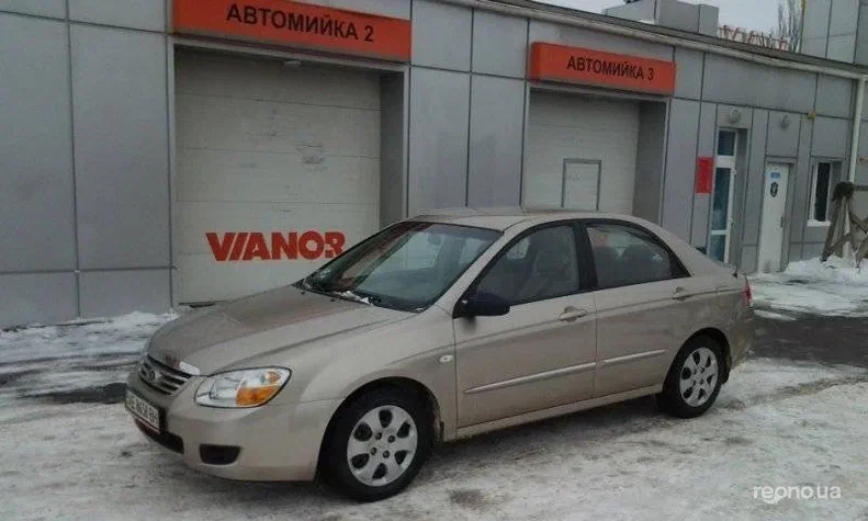 Kia Cerato 2007 - 4