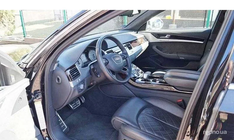 Audi A8 2012 - 5