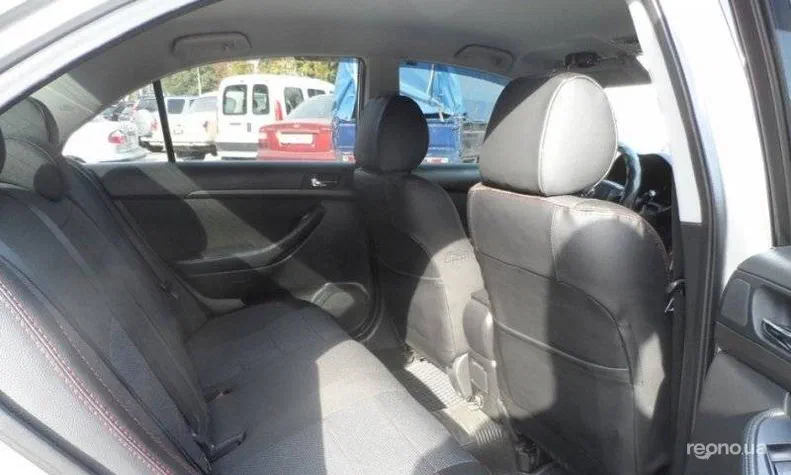 Toyota Avensis 2004 - 14