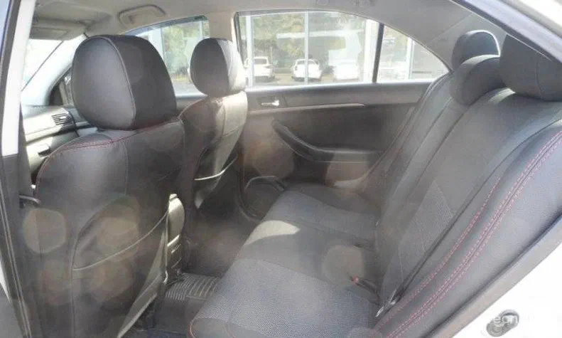 Toyota Avensis 2004 - 15