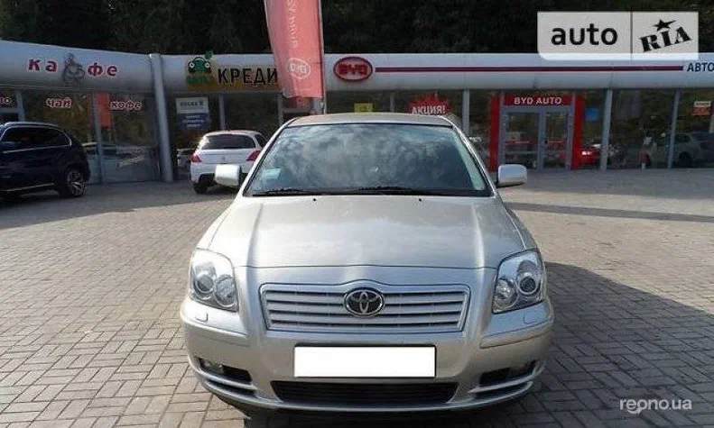 Toyota Avensis 2004 - 1