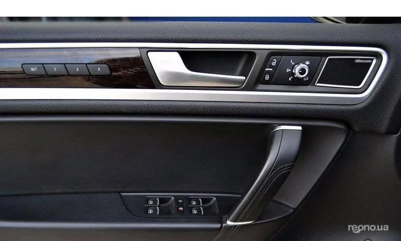 Volkswagen Touareg 2012 - 6