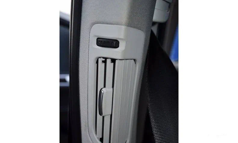 Volkswagen Touareg 2012 - 0