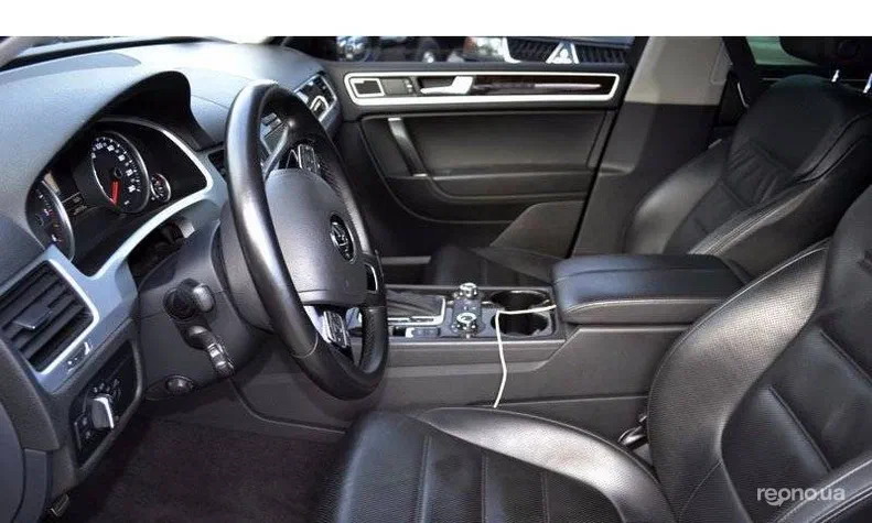 Volkswagen Touareg 2012 - 5