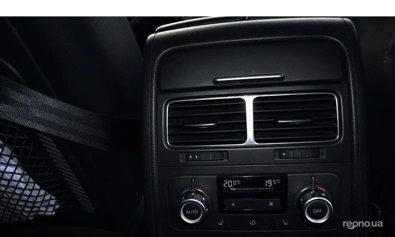 Volkswagen Touareg 2012 - 20