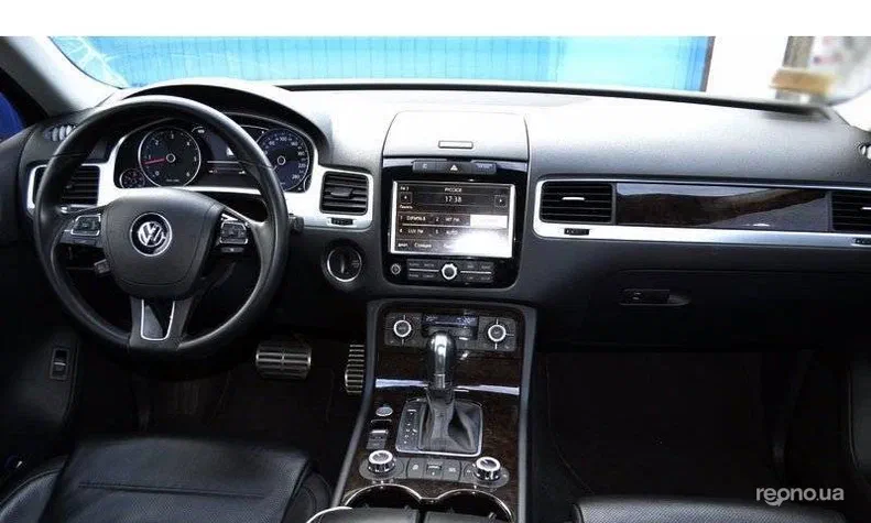 Volkswagen Touareg 2012 - 22
