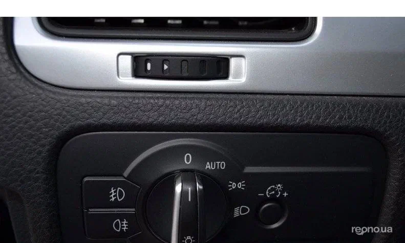 Volkswagen Touareg 2012 - 3