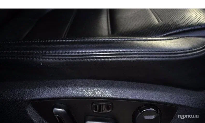 Volkswagen Touareg 2012 - 23