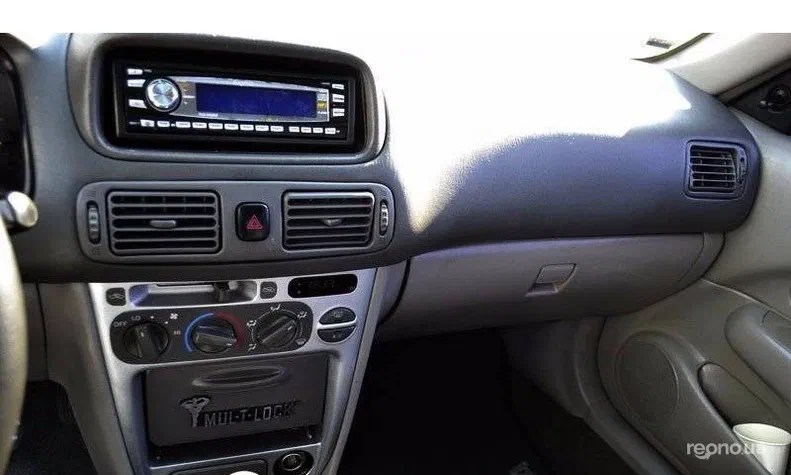 Toyota Corolla 1998 - 11