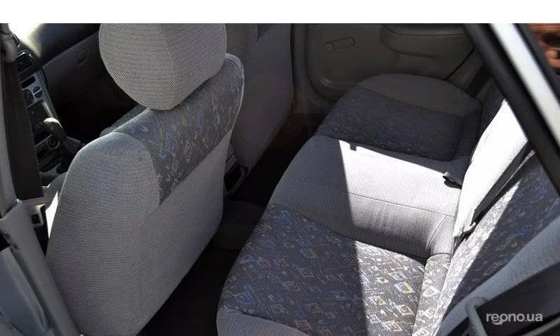 Toyota Corolla 1998 - 6