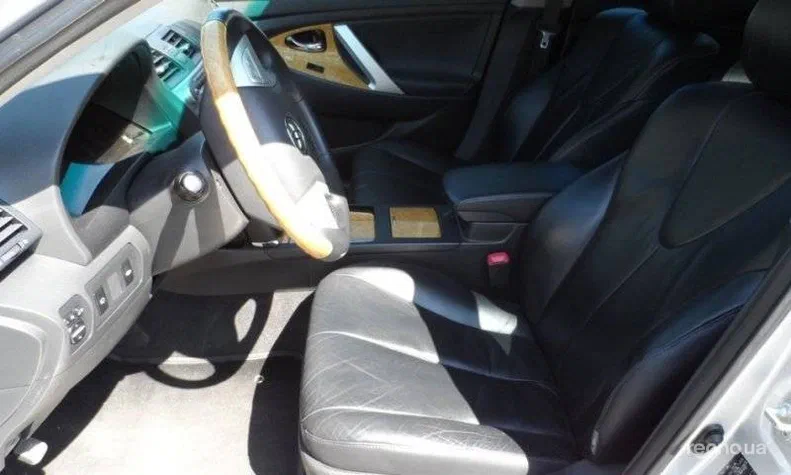 Toyota Camry 2006 - 13