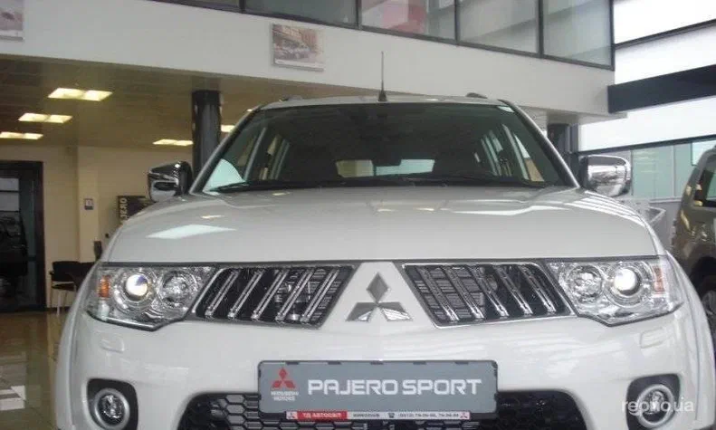 Mitsubishi Pajero Sport 2013 - 0