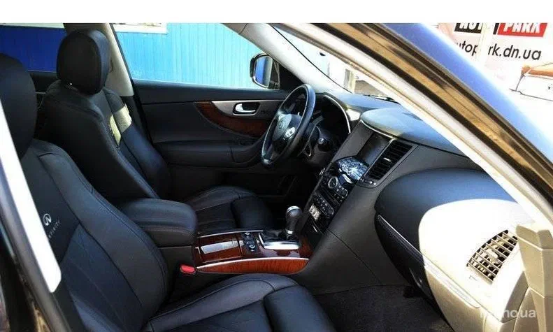 Infiniti FX 2012 - 5