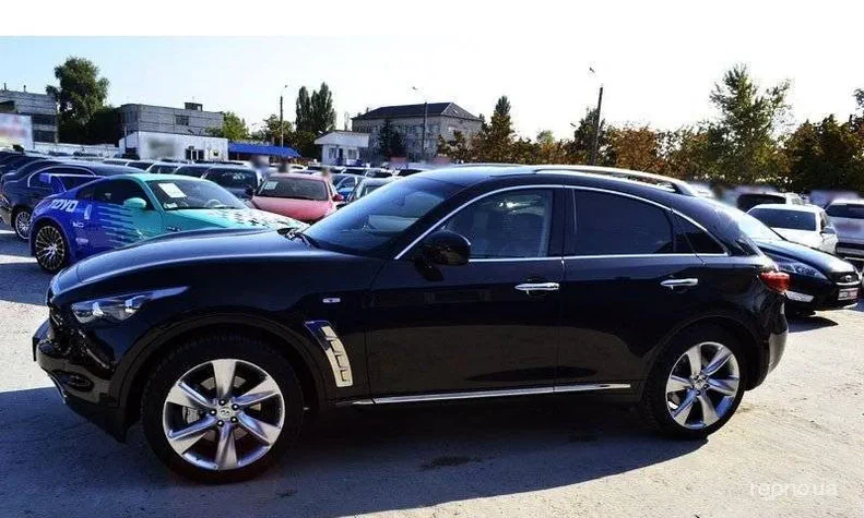 Infiniti FX 2012 - 17