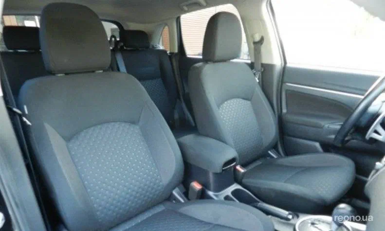 Mitsubishi ASX 2011 - 9