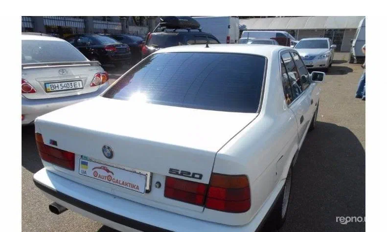 BMW 5 серія 1989 - 9