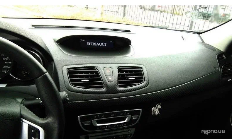 Renault Fluence 2012 - 4