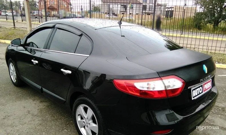 Renault Fluence 2012 - 10