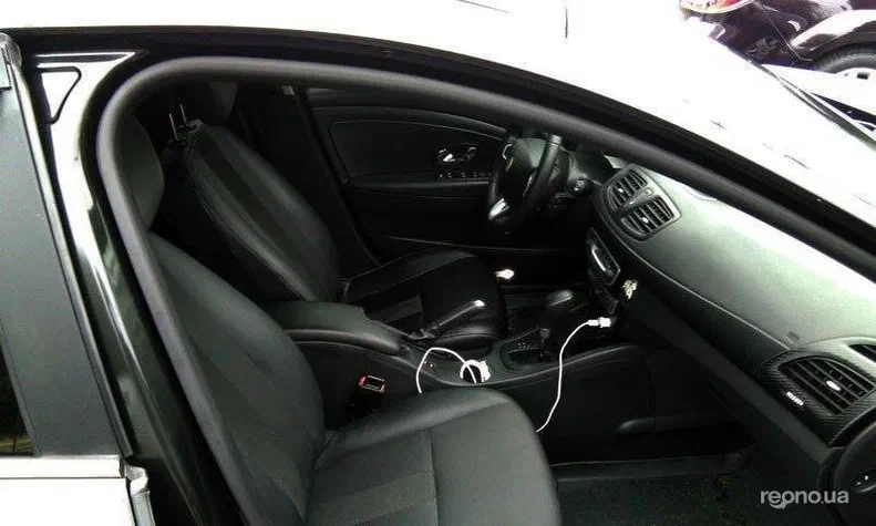 Renault Fluence 2012 - 0