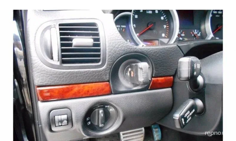 Porsche Cayenne 2007 - 8