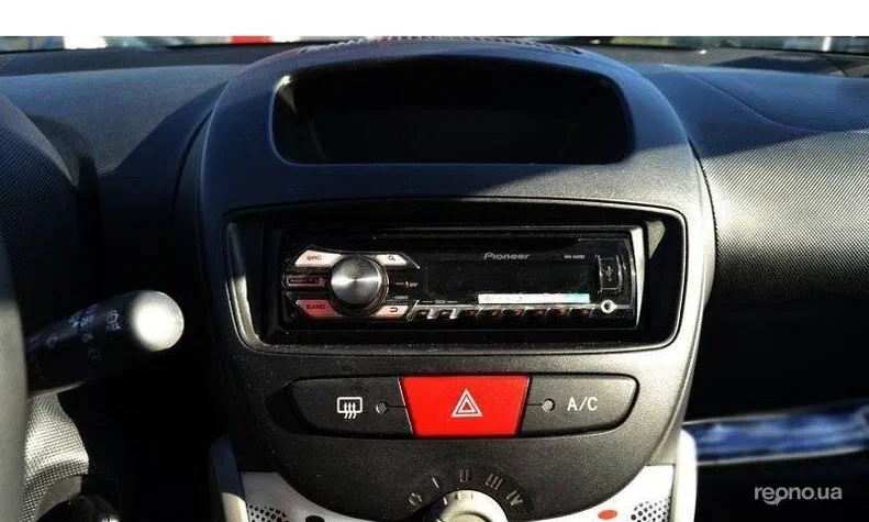 Peugeot 107 2012 - 6