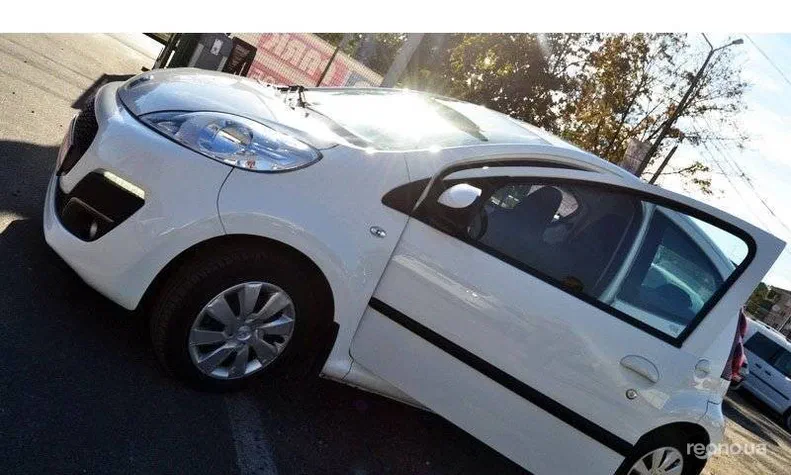 Peugeot 107 2012 - 11